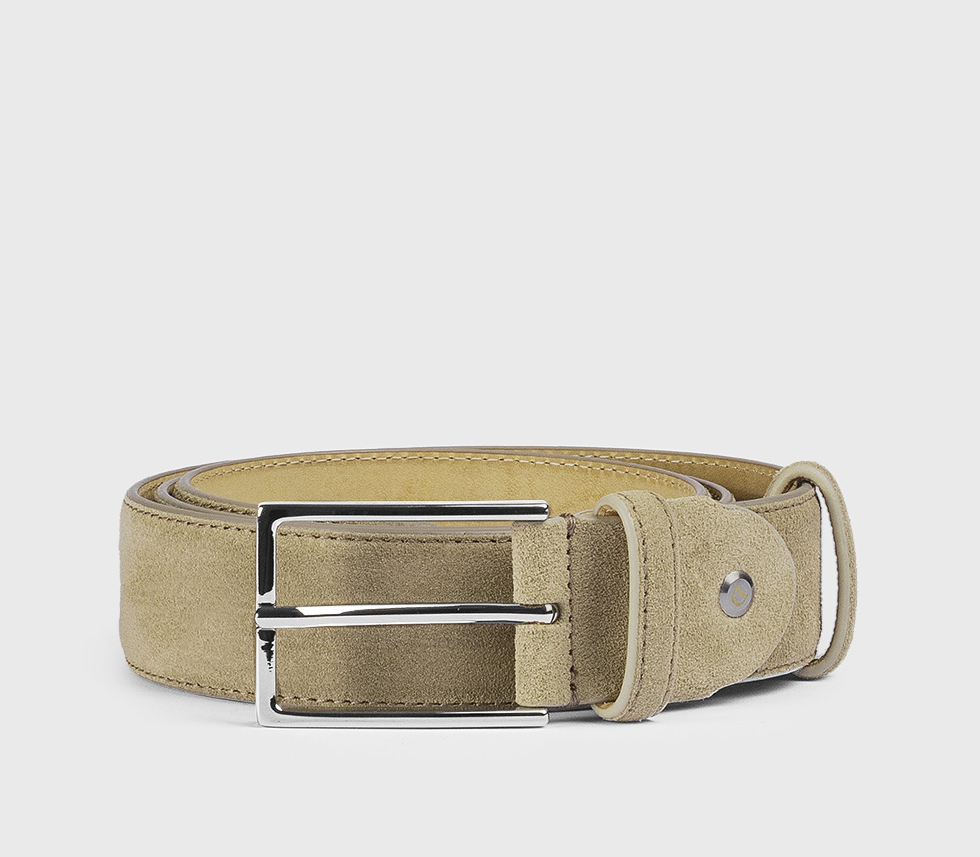 Ceinture en daim sable avec boucle carrée