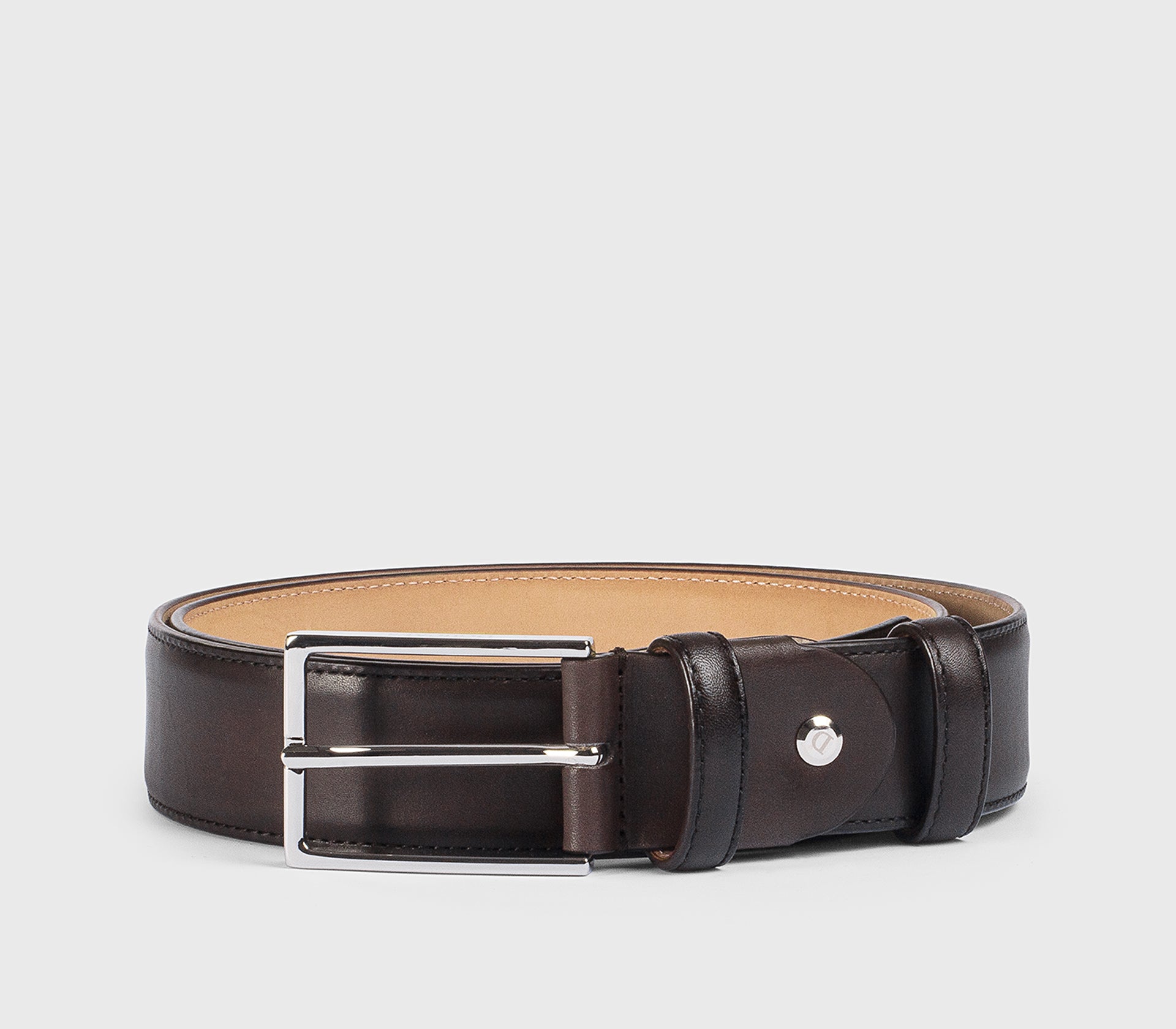 Ceinture en cuir brun foncé  avec boucle carrée