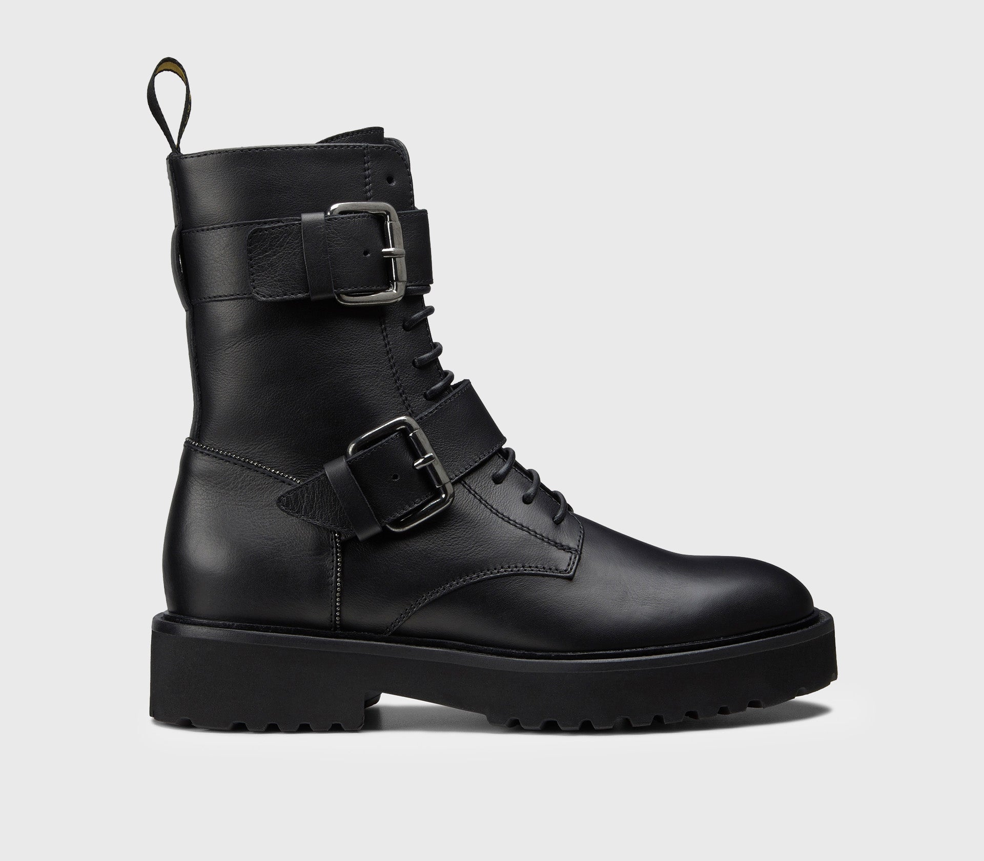 Ranger en cuir noir