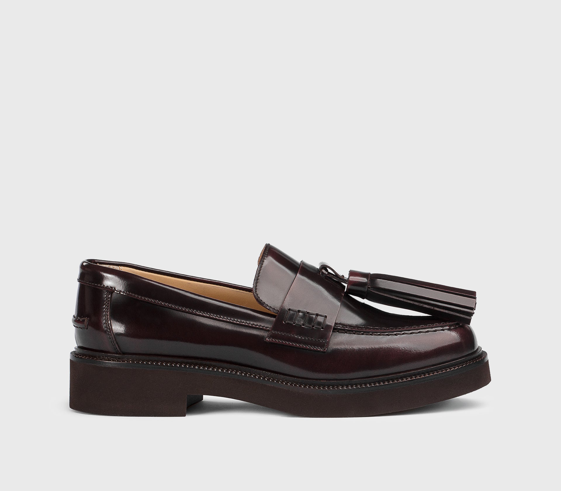 Mocassino con maxi nappina in pelle burgundy