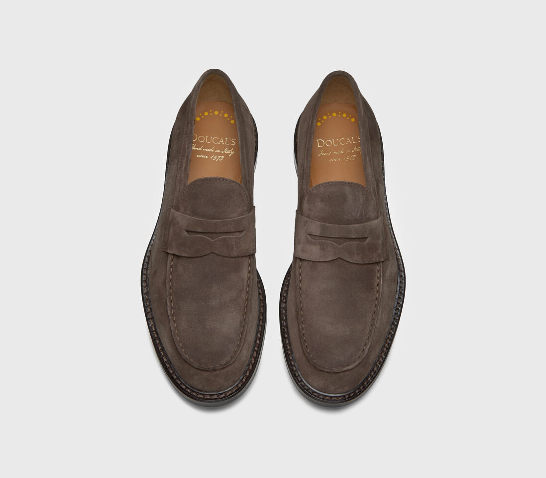 Men’s suede Penny loafer | dark brown - Doucal’s | Doucal's